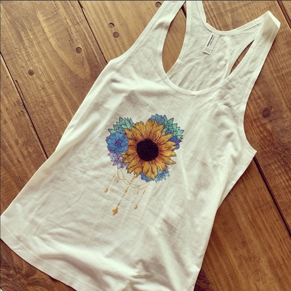 American Apparel Tops - 3/$20 🔥SALE American ApparelXRetro Sunflower Tank